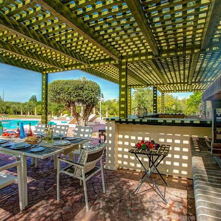 Astarte Villas - Istar Villa With Tennis Court Makhairádhon 外观 照片