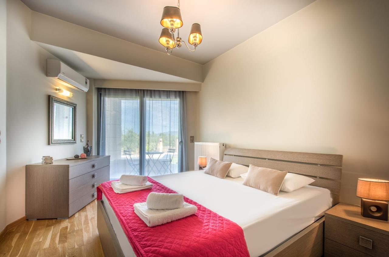 Astarte Villas - Istar Villa With Tennis Court Makhairádhon 外观 照片