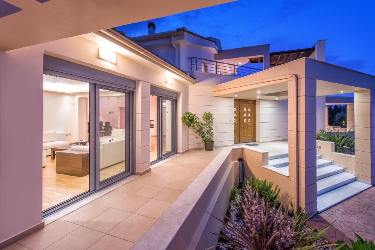 Astarte Villas - Istar Villa With Tennis Court Makhairádhon 外观 照片