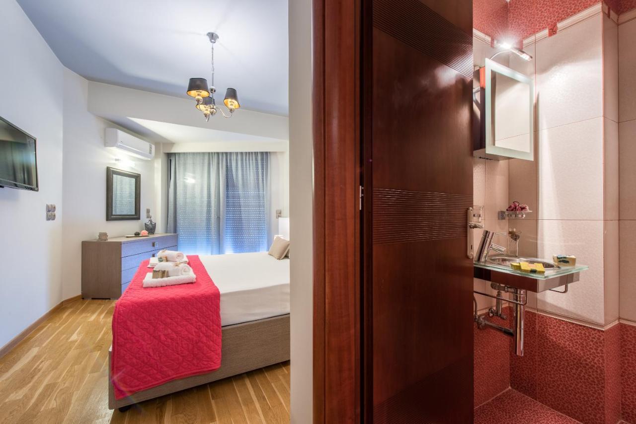 Astarte Villas - Istar Villa With Tennis Court Makhairádhon 外观 照片