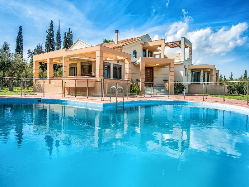 Astarte Villas - Istar Villa With Tennis Court Makhairádhon 外观 照片