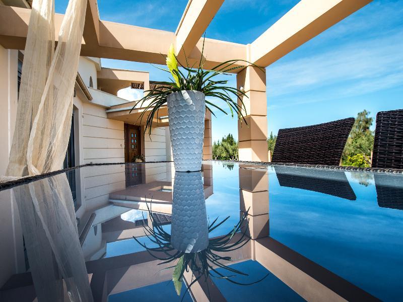 Astarte Villas - Istar Villa With Tennis Court Makhairádhon 外观 照片
