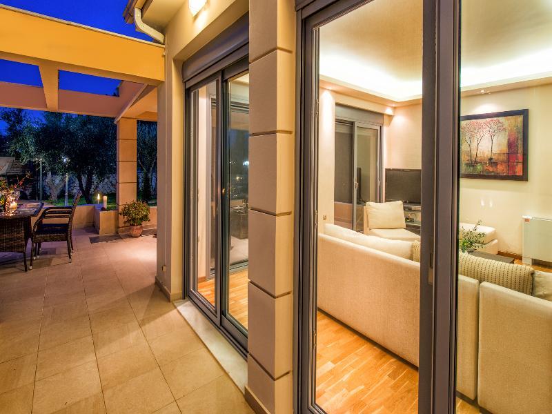 Astarte Villas - Istar Villa With Tennis Court Makhairádhon 外观 照片