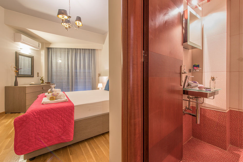 Astarte Villas - Istar Villa With Tennis Court Makhairádhon 外观 照片